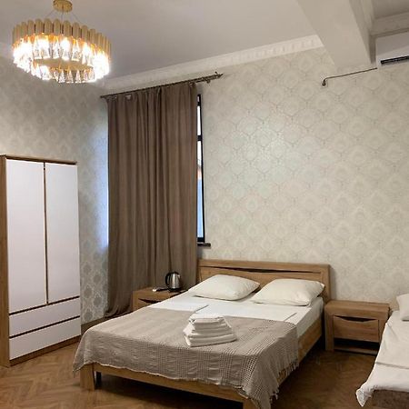Mini Hotel Amra Піцунда Екстер'єр фото