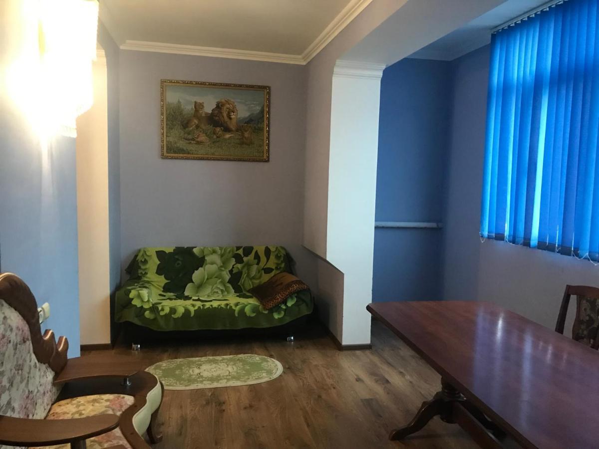 Mini Hotel Amra Піцунда Екстер'єр фото